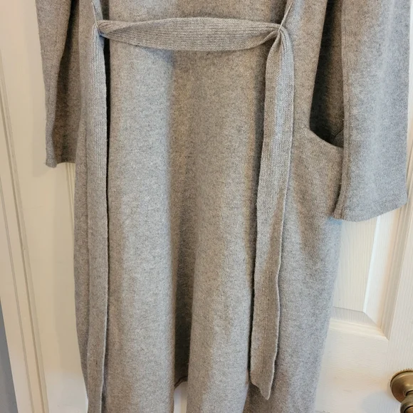 Ugg Cashmere Heather Gray Hooded Open Front Cardigan Size Medium - Picture 11 of 12